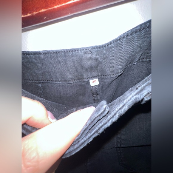 levi’s size 30 thrifted cargo pants - Picture 3 of 4